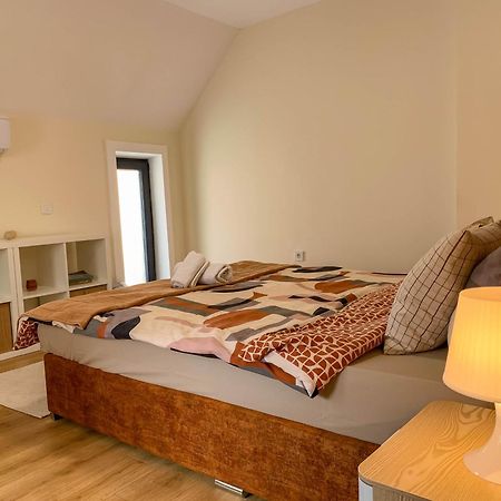 2-Bedroom Flat - Sunny Balcony Płowdiw Zewnętrze zdjęcie