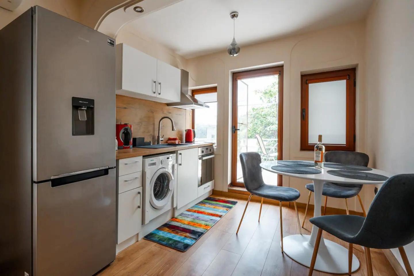2-Bedroom Flat - Sunny Balcony Płowdiw Zewnętrze zdjęcie